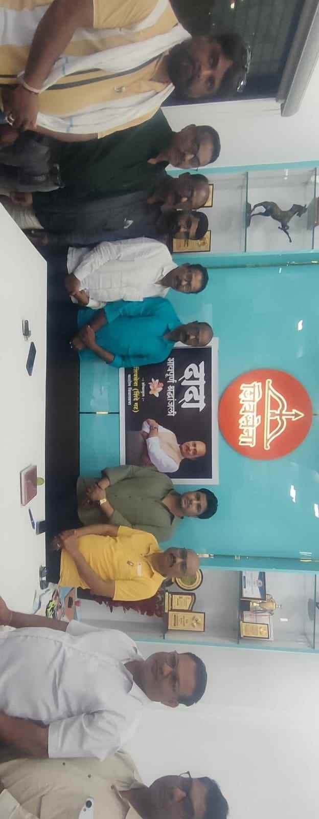 शिवसेने तर्फे स्व अजित दादा पवार यांना श्रद्धांजली